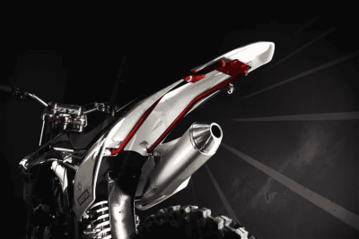 m8_classictricolor_v1_13