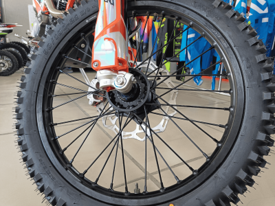 q-FqgClJj76tj4iv5EpI809HlwpqRUHc