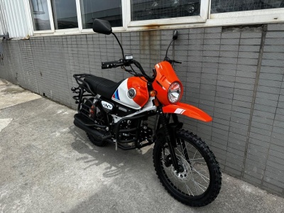 белый+оранжевый+черный