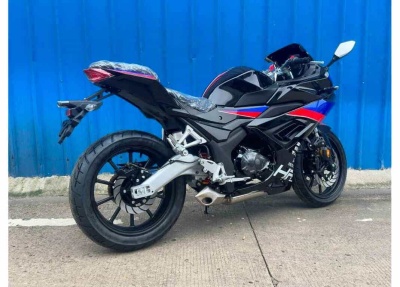 motocikl-falcon-prime-1-rr1000-5